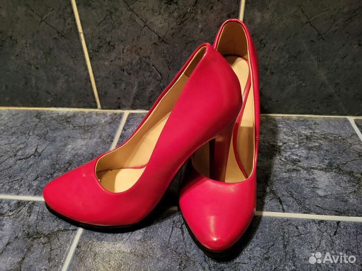 Туфли красные