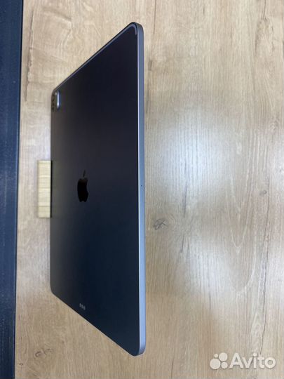 M2 iPad Pro (6th Gen) 12.9 256GB Wi-Fi Space Gray