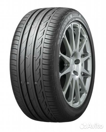 Bridgestone Turanza T001 215/45 R16 90V