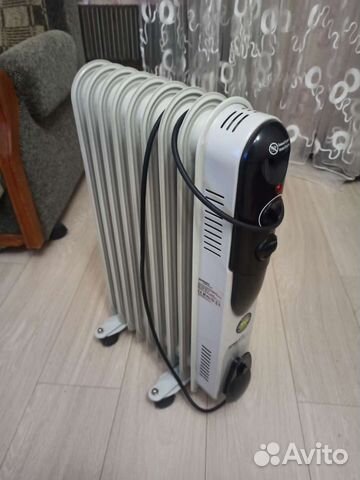 Масляный обогреватель Scarlett