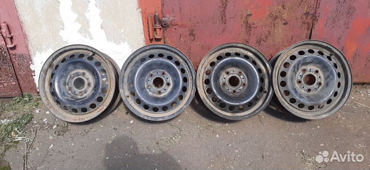 Оригинальные штампованные диски на skoda octavia