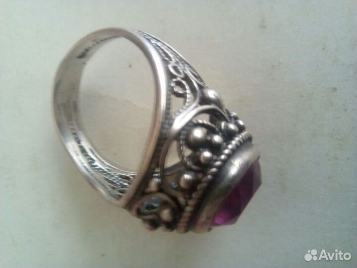 Серебряное кольцо