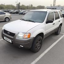 Ford Escape 2.0 MT, 2000, 289 000 км, с пробегом, цена 745 000 руб.