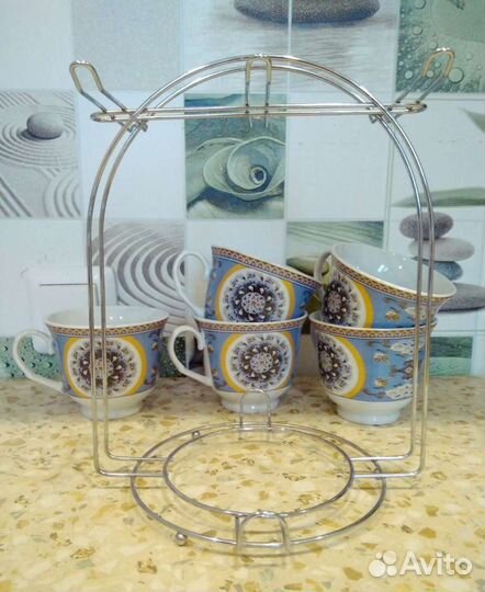 Набор чашек с подставкой