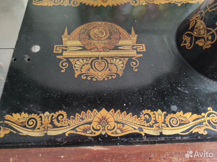 Швейная машина Singer