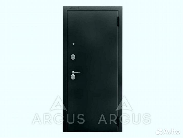 Двери с ударопрочным зеркалом Аргус