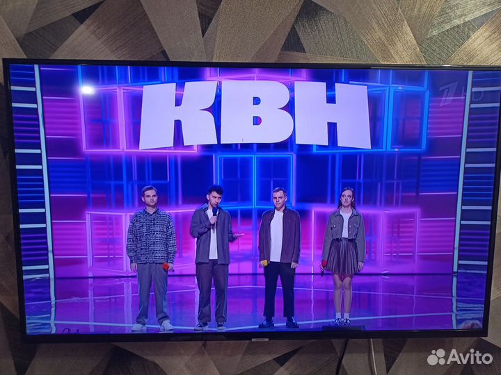 Телевизор SMART tv