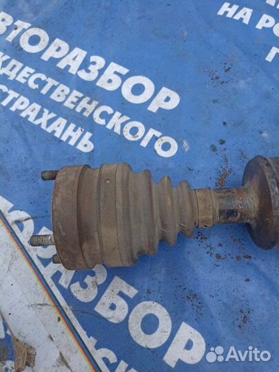 Передний кардан Chevrolet Niva внедорожник 2123