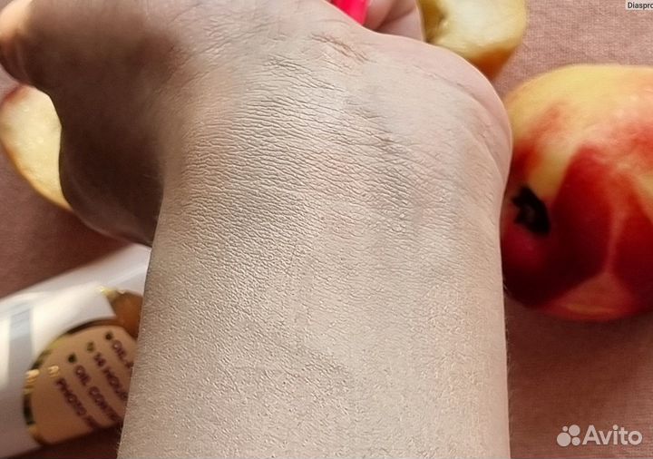 Too Faced Peach Perfect Comfort Matte Foundation
