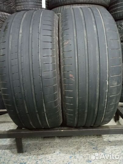 Yokohama Advan Sport V107 285/45 R22 104P