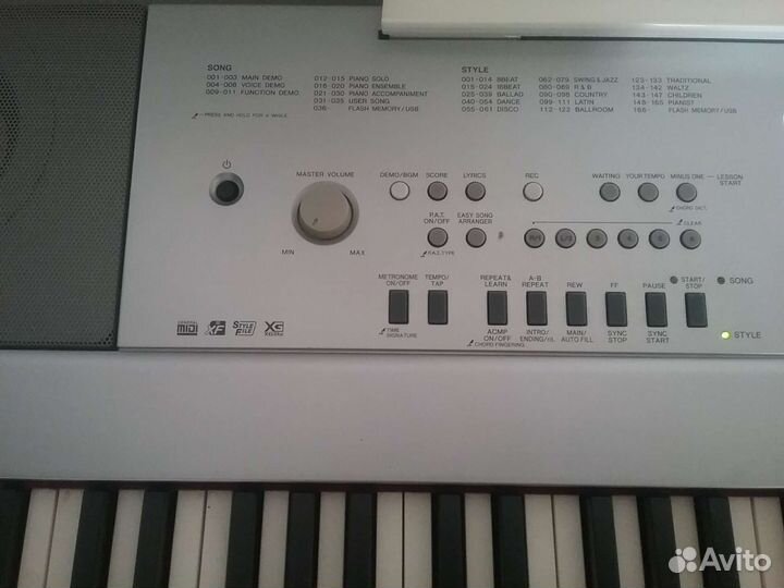 Пианино-Синтезатор Yamaha