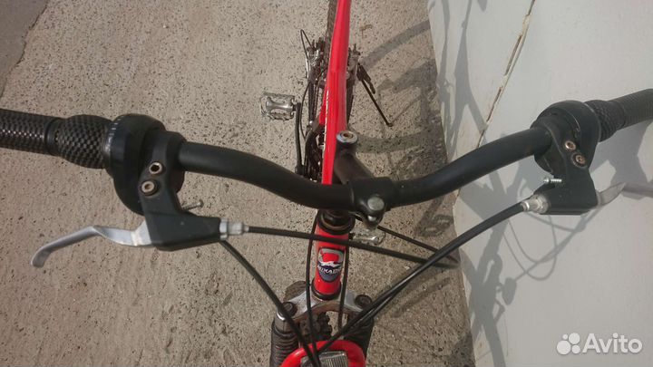 Велосипед Mikado Explorer. Колеса 26