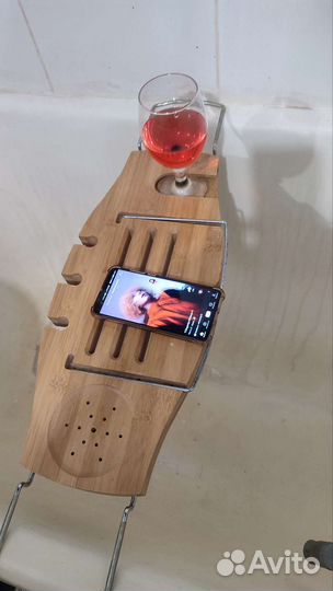 Столик для ванной