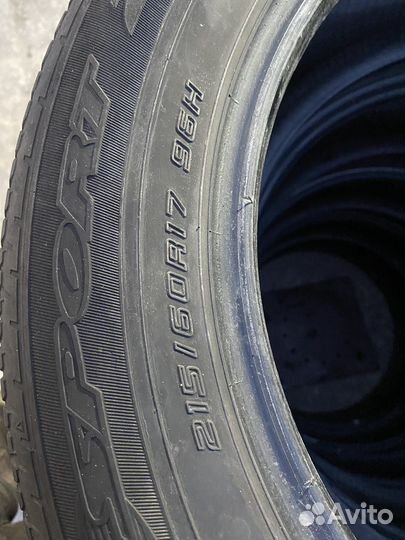 Dunlop SP Sport 270 215/60 R17 96H