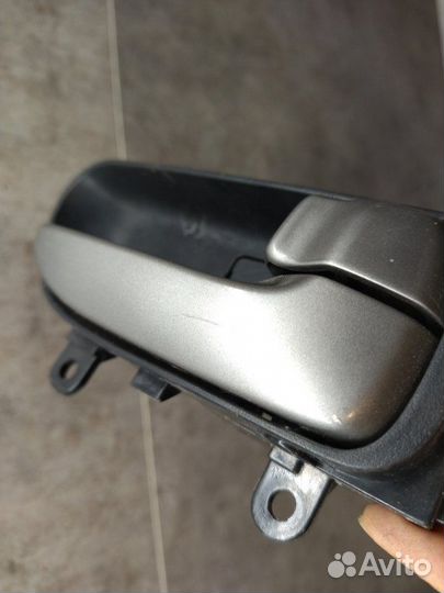 Ручка двери внутренняя задняя правая Nissan