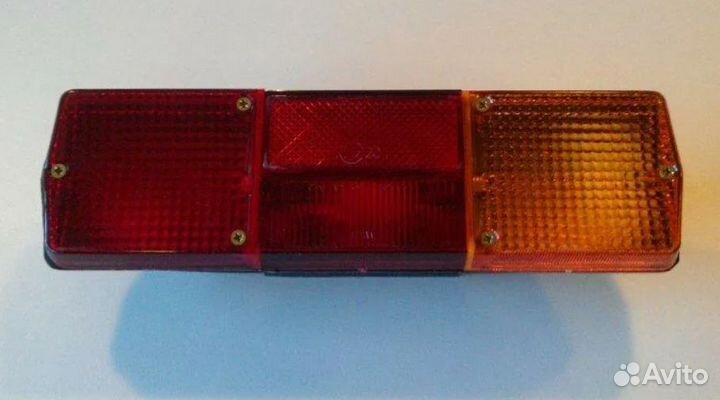 Фонарь задний камаз,зил левый 6 болтов