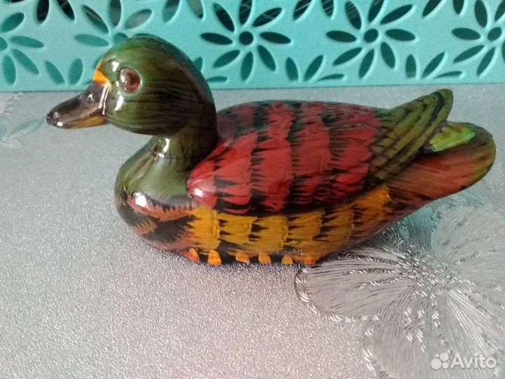 Фигурка уточка