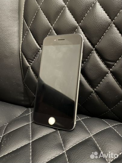iPhone 6S, 16 ГБ