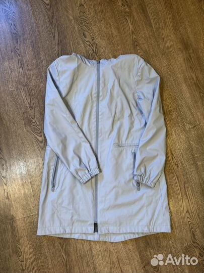 Ветровка женская