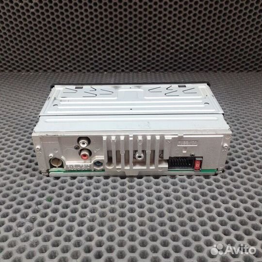 Автомагнитола Sony DSX-A210UI