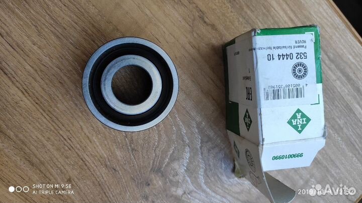 Ролики натяжителя грм;