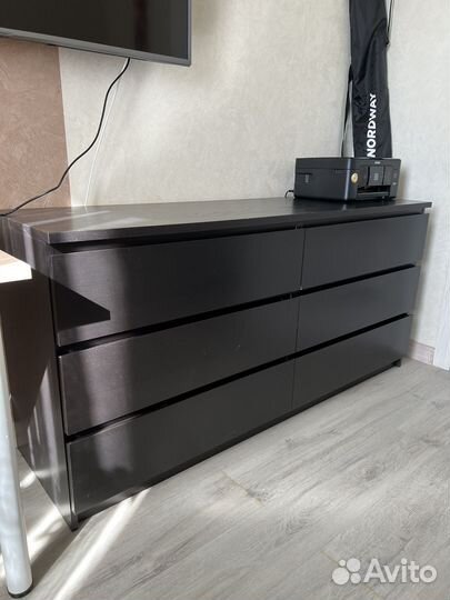 Кровать 160х200, 2 тумбочки, комод IKEA