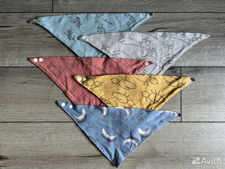 Набор слюнявчиков