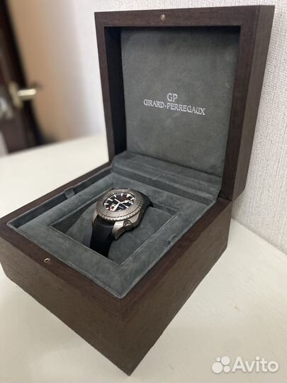 Часы girard perregaux