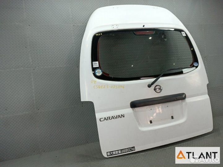 Дверь задняя nissan caravan