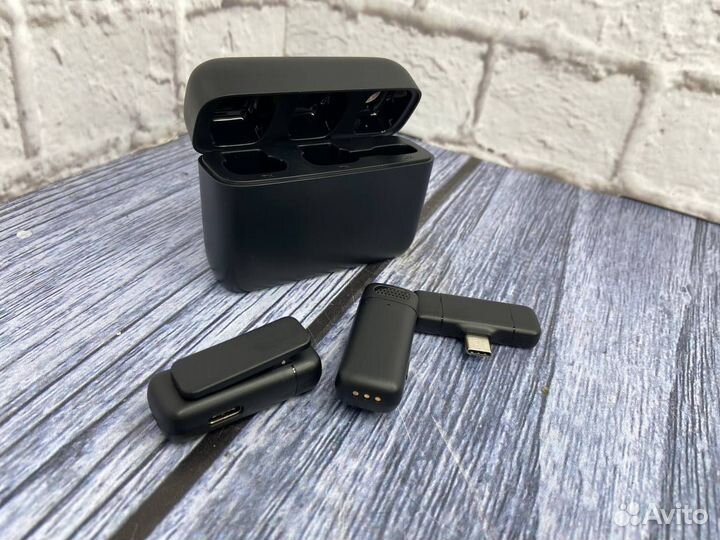 Беспроводной петличный микрофон Android