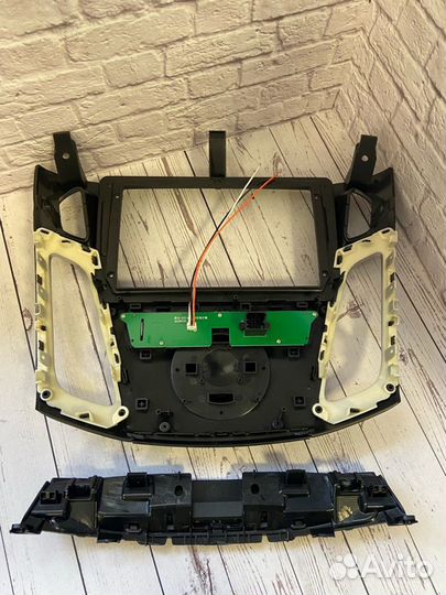 Переходная рамка под магнитолу Ford Focus 3