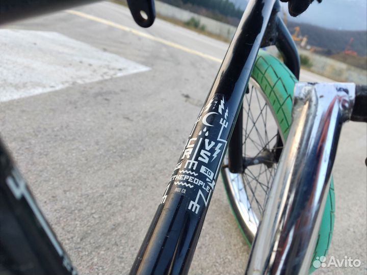 Трюковой велосипед BMX