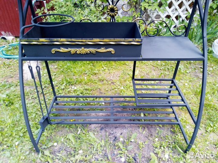 Кованый мангал с печью