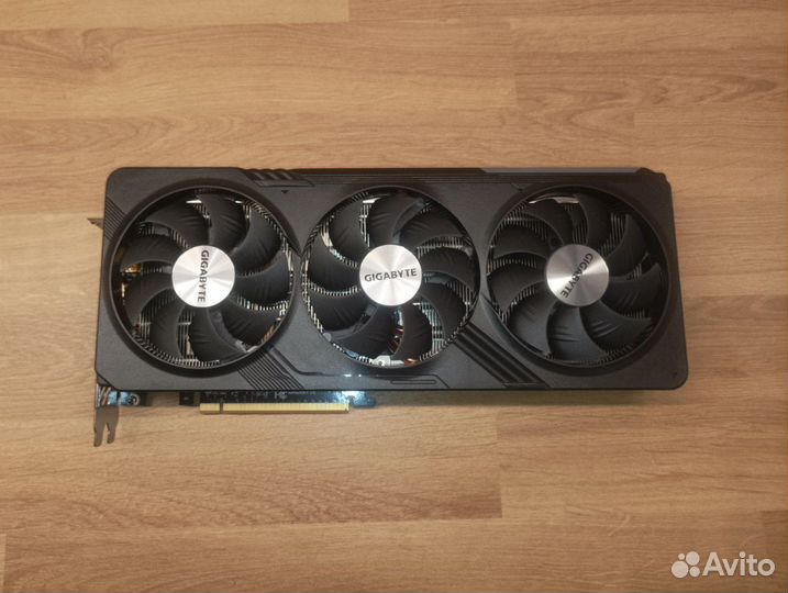 Gigabyte rx 7800 xt gaming oc