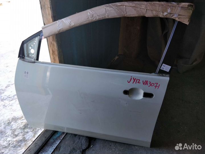 Двери на Ниссан AD