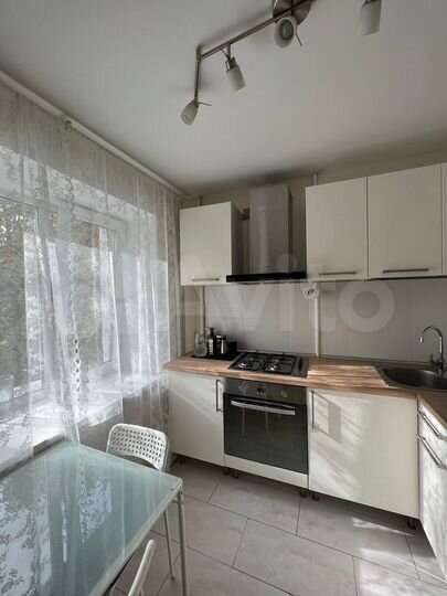 3-к. квартира, 63 м², 3/5 эт.