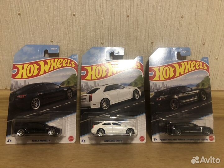 Hot wheels машинки новые, серия Luxury sedans