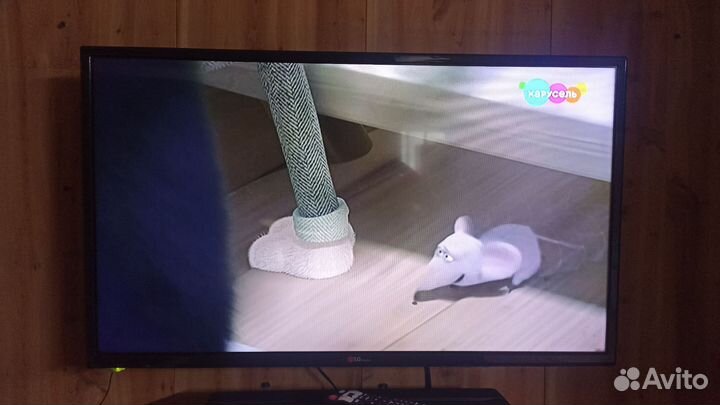 Телевизор бу LG Display