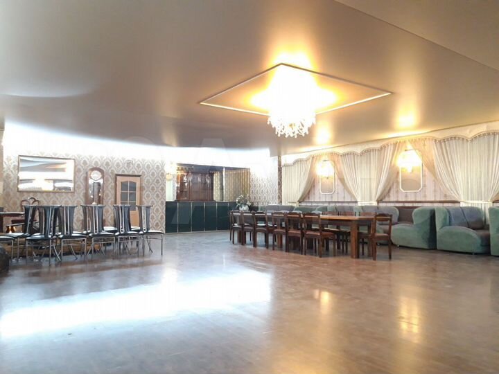 Зал в центре Энгельса