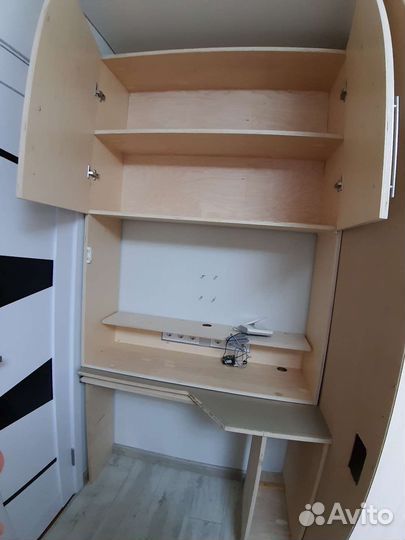 Компьютерный стол