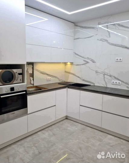 Кухонные гарнитуры