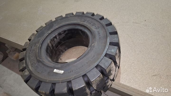 Шина на погрузчик