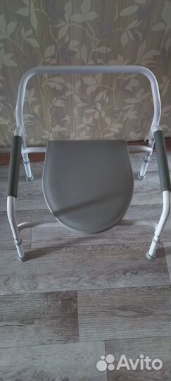 Кресло-унитаз