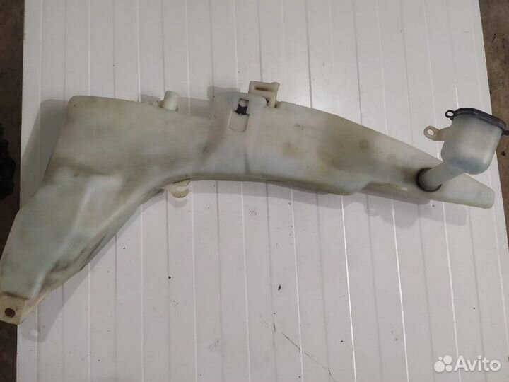 Бачок стеклоомывателя Ford Focus 1 универсал 2