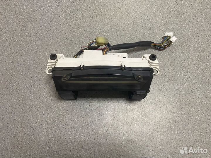 Yamaha XVZ1300 Royal Star Venture Панель приборов