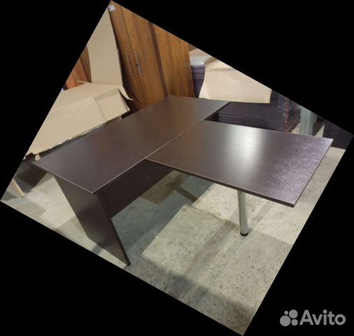 Стол с брифингом 160х190 венге, в75см, Новый