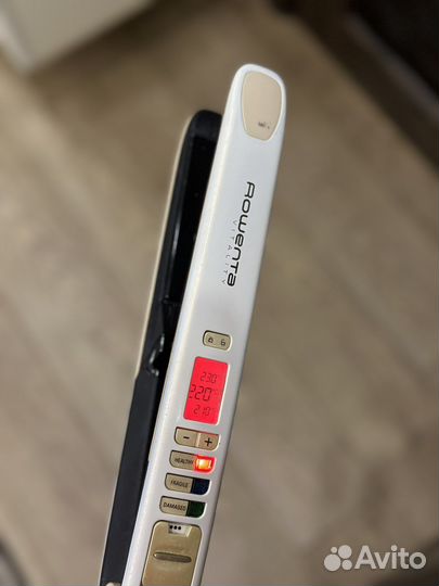 Выпрямитель для волос Rowenta Vitality CF7711