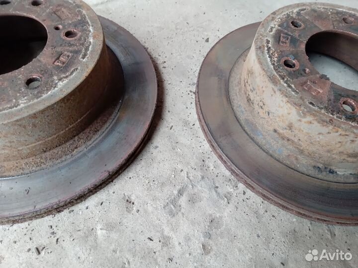 Диски тормозные на Митсубиши Паджеро Спорт