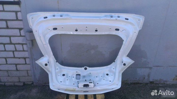 Крышка багажника Renault Megane 3