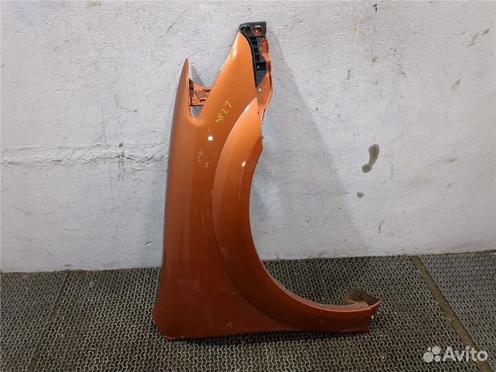 Молдинг крыла Pontiac Vibe 1, 2004